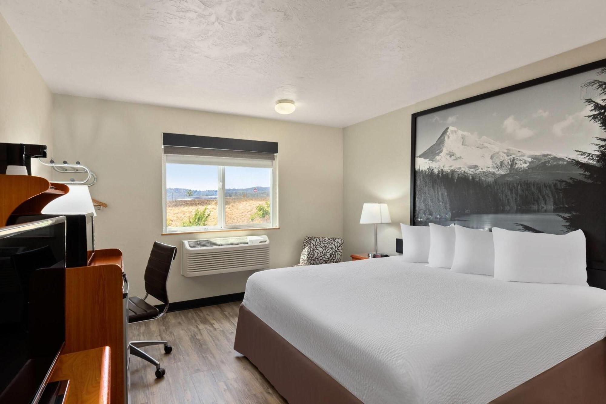 Super 8 by Wyndham Roseburg Hotel Eksteriør billede